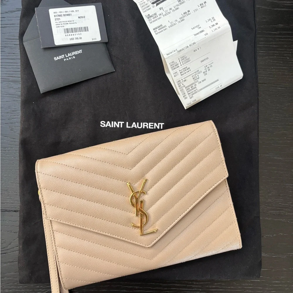 YSL Saint Laurent Dark Beige Grain de Poudre Leather Clutch Wristlet $850 - Picture 3 of 13